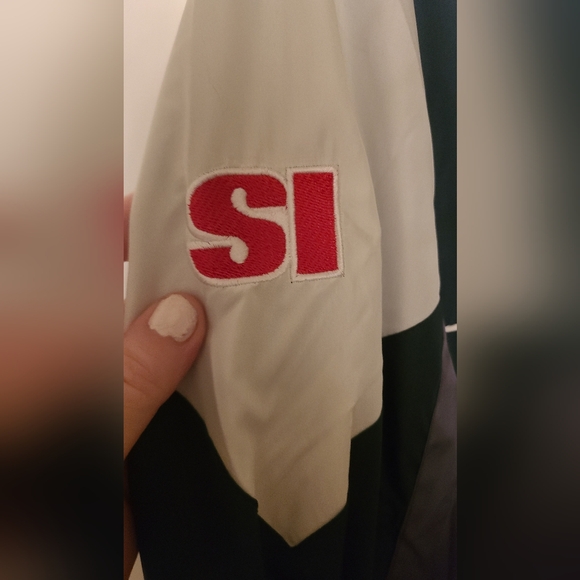 Green Bay Packer Jacket - Picture 3 of 4